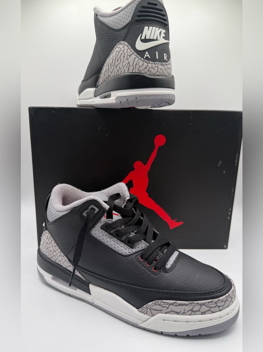 NEW IN BOX - Nike Air Jordan 3 Retro OG 2024 Black Cement Size 4Y